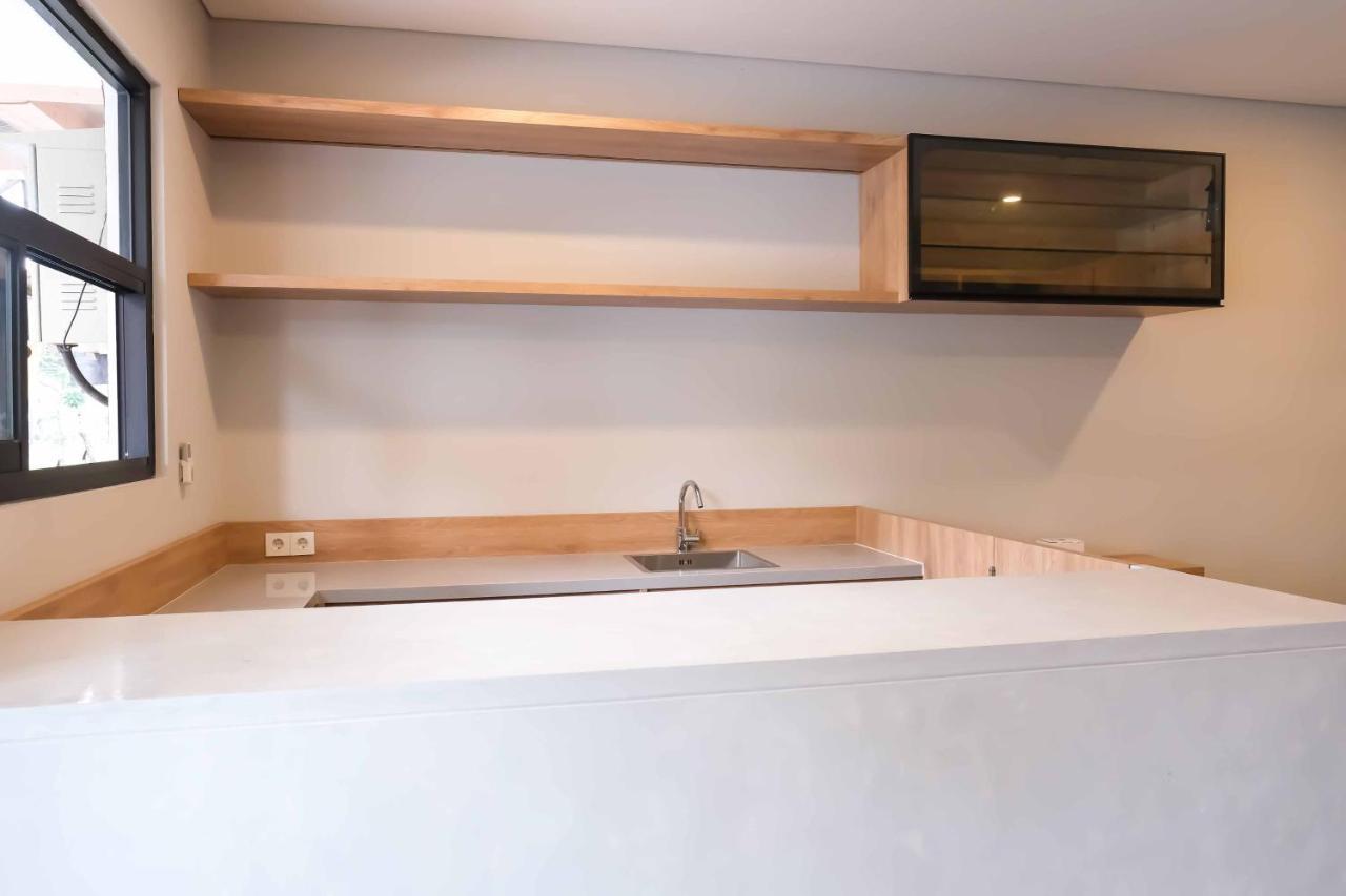 M Cabin Karawaci Binong Екстер'єр фото